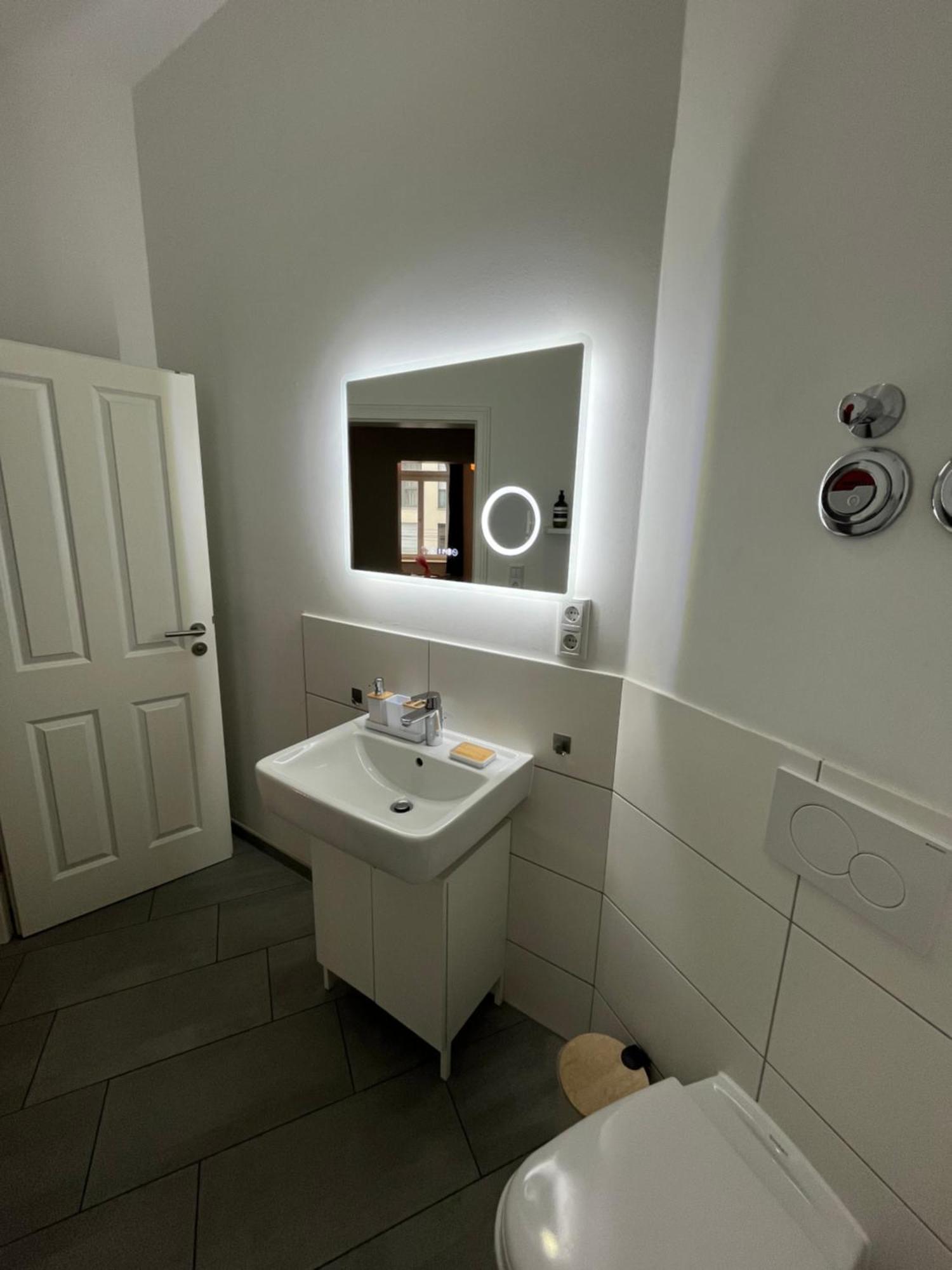 Apartments An Der Arena Λειψία Εξωτερικό φωτογραφία